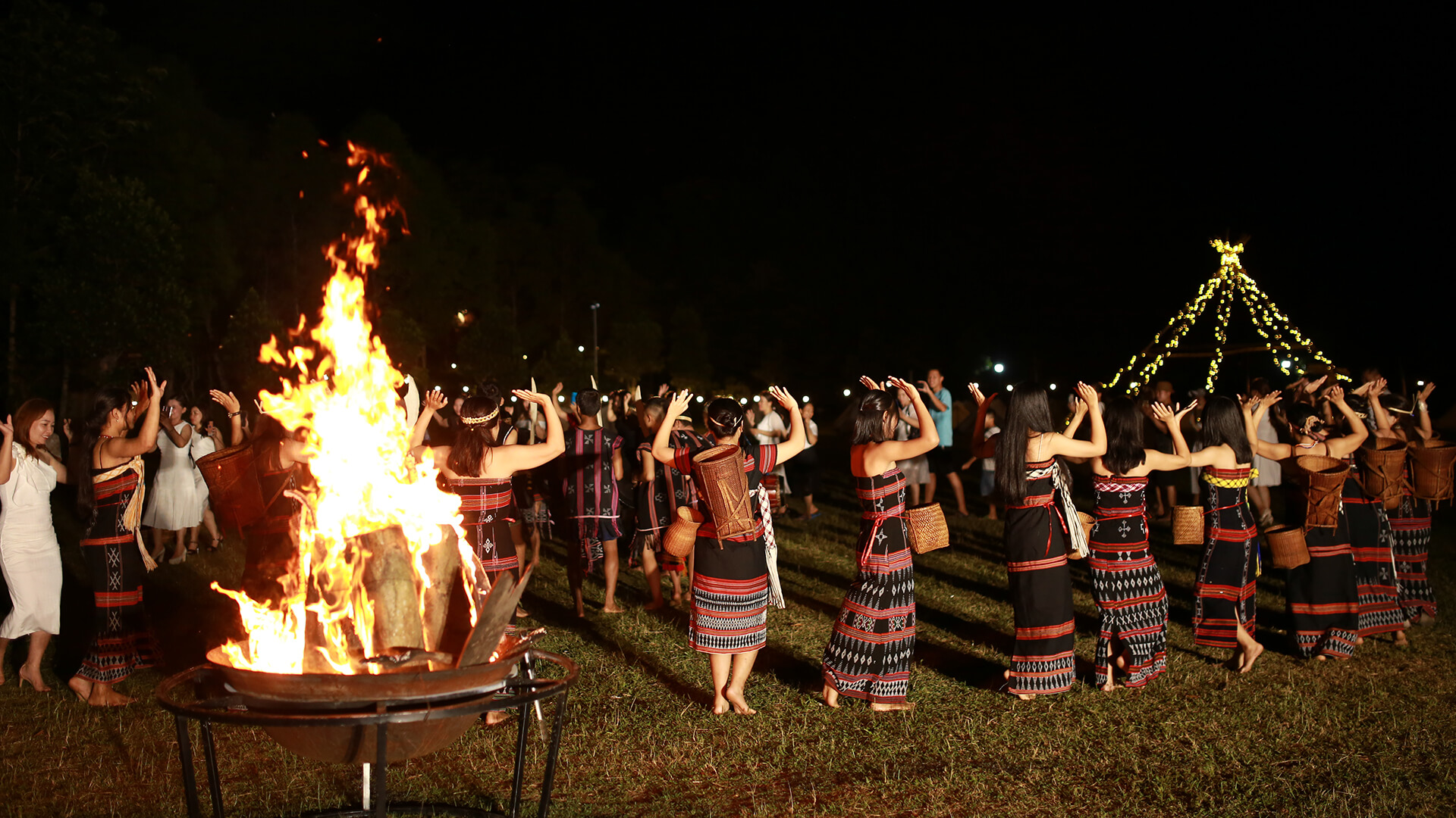 du-lich-thien-nhien-chua-lanh-da-nang